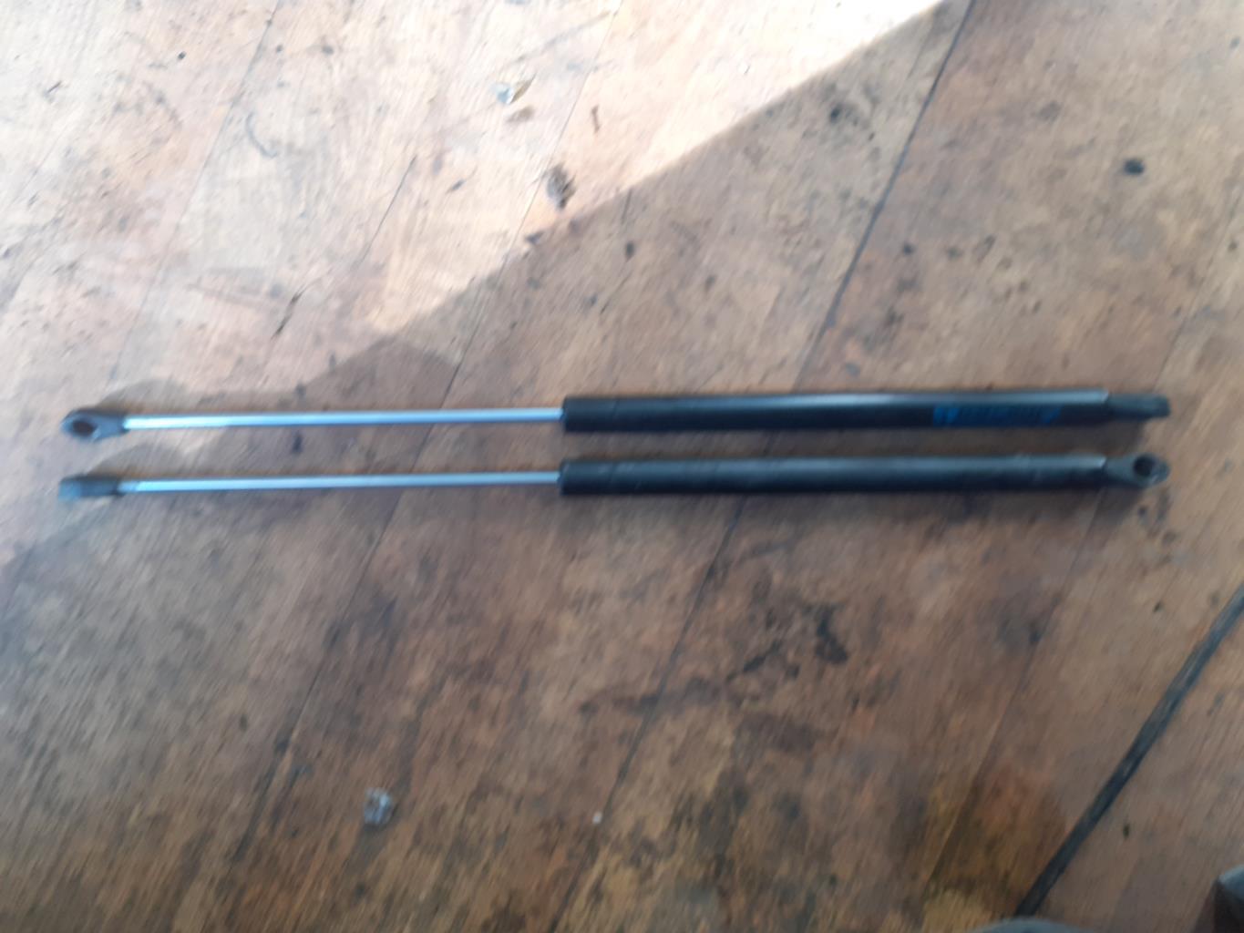 Verin de coffre CITROEN AX PHASE 2 Essence - 1