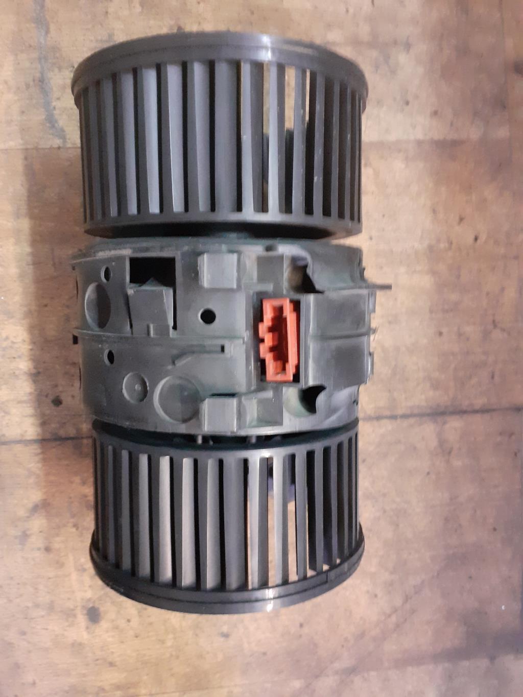 Ventilateur chauffage RENAULT MEGANE 3 PHASE 1 COUPE Diesel - 1