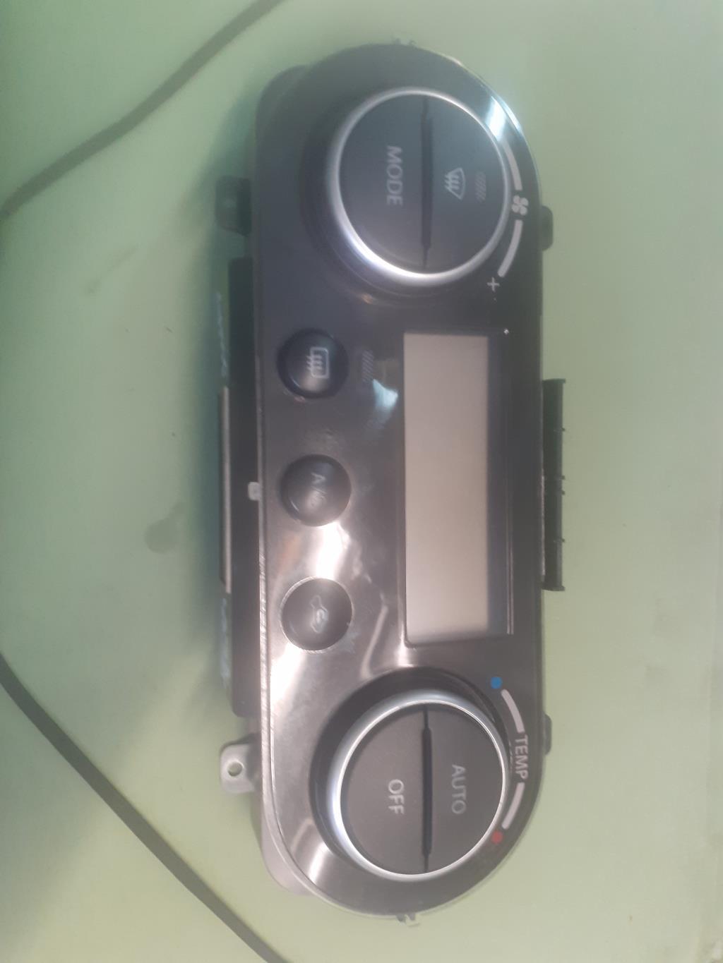 Commande chauffage SUZUKI SWIFT 3 Diesel - 1