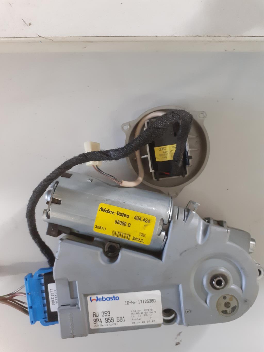 Moteur toit ouvrant AUDI A3 2 SPORTBACK PHASE 1 Diesel - 1