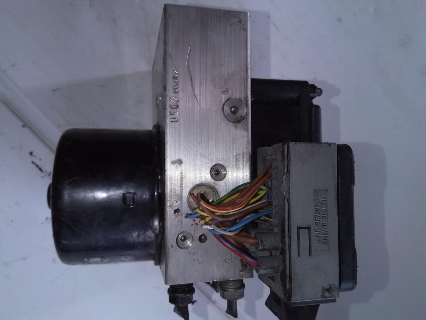 Bloc ABS (freins anti-blocage) BMW SERIE 3 E46 PHASE 1 Diesel - 1