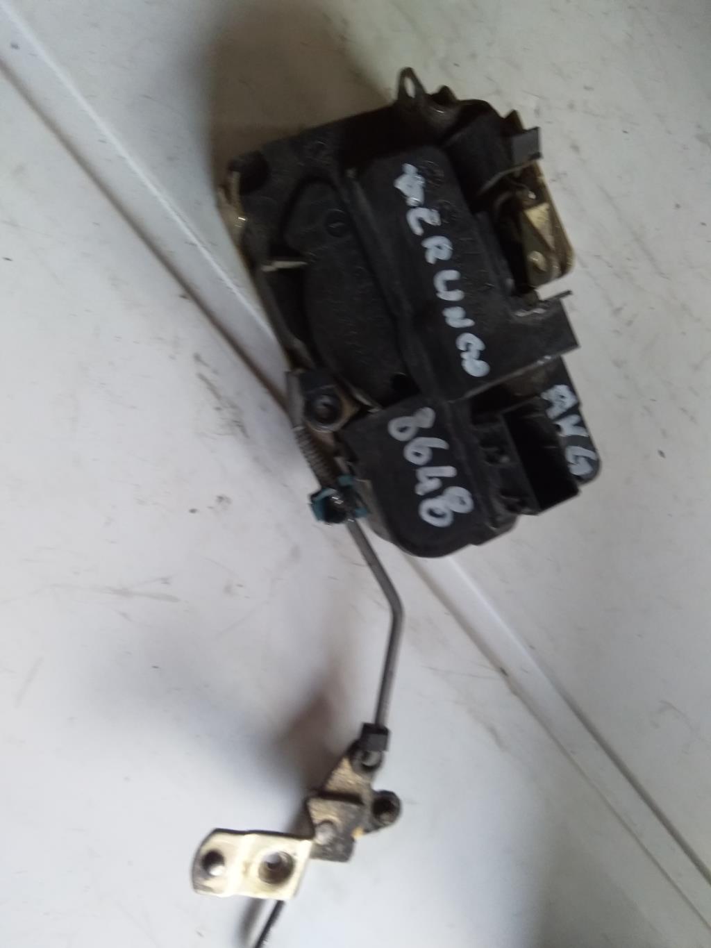 Serrure avant gauche CITROEN BERLINGO 1 PHASE 1 Diesel - 1