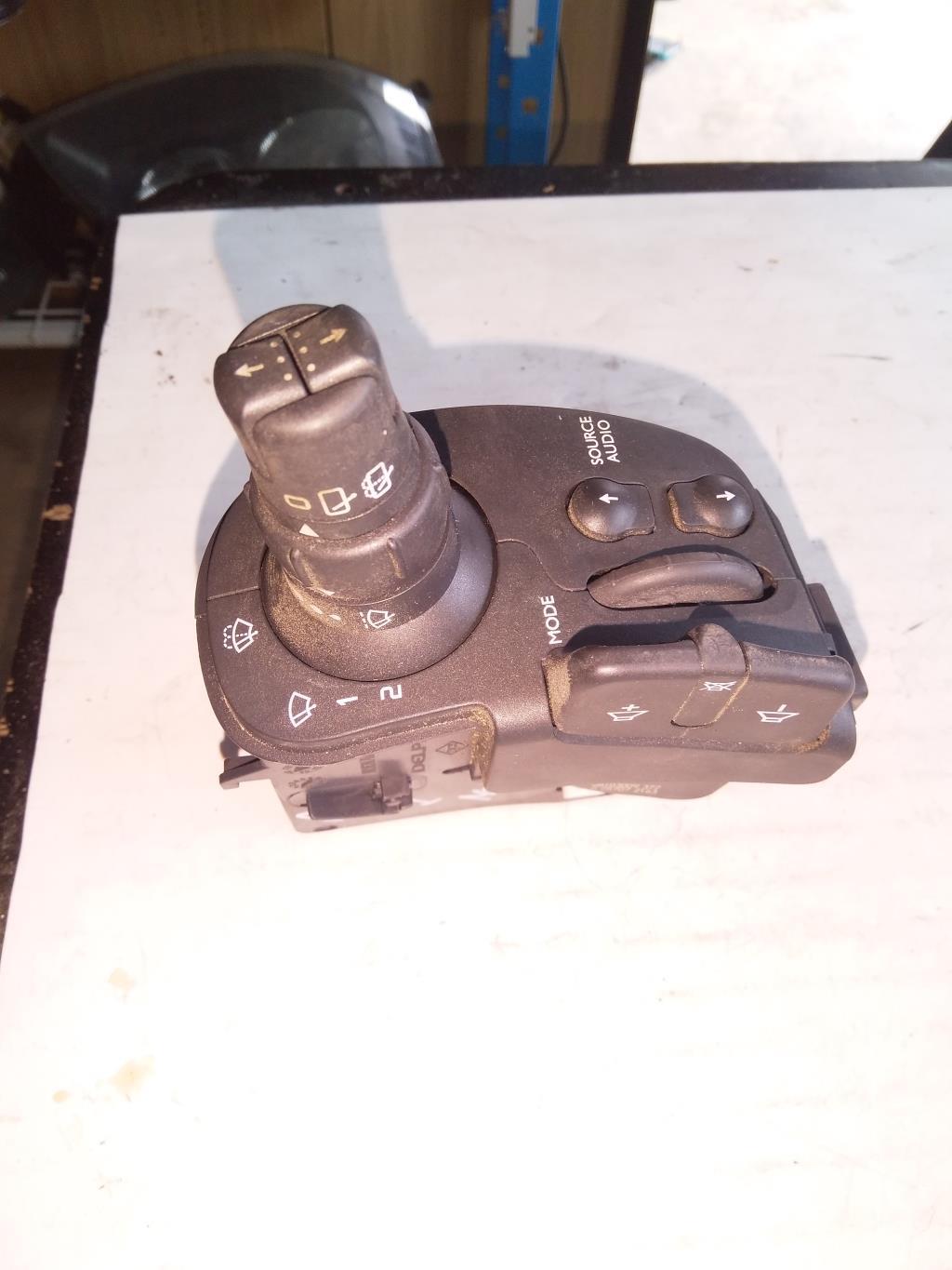 Commodo d'essuie glaces RENAULT MODUS PHASE 2 Diesel - 1