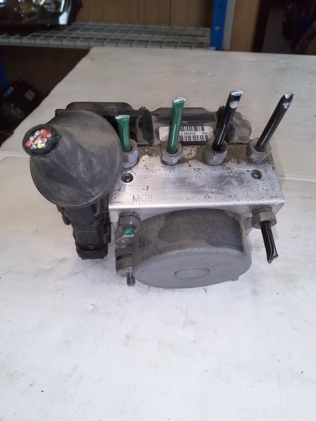 Bloc ABS (freins anti-blocage) RENAULT CLIO 3 PHASE 2 Diesel - 1