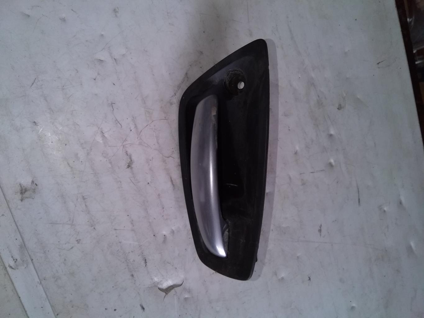 Poignee interieur avant gauche BMW SERIE 1 E87 PHASE 1 Diesel - 1