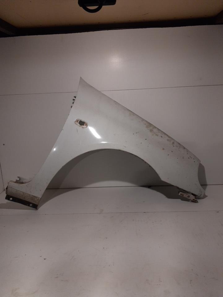 Aile avant droit RENAULT CLIO 2 PHASE 1 Essence - 1