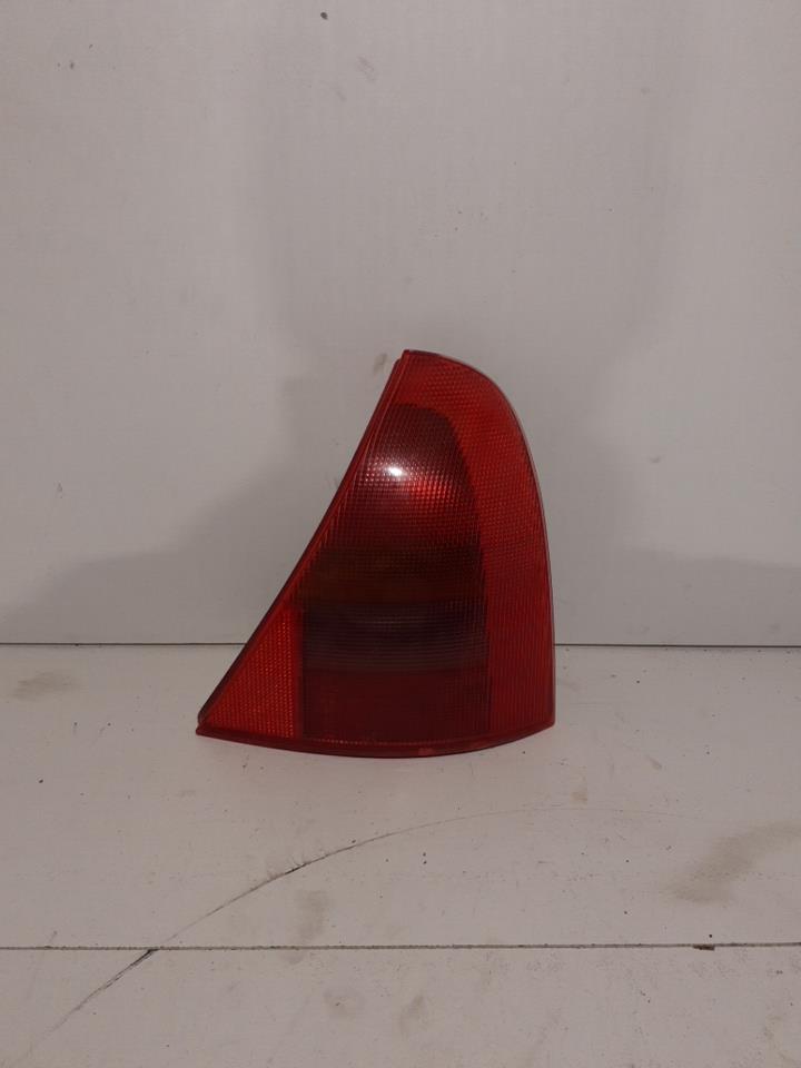 Feu arriere principal droit (feux) RENAULT CLIO 2 PHASE 1 Diesel - 1