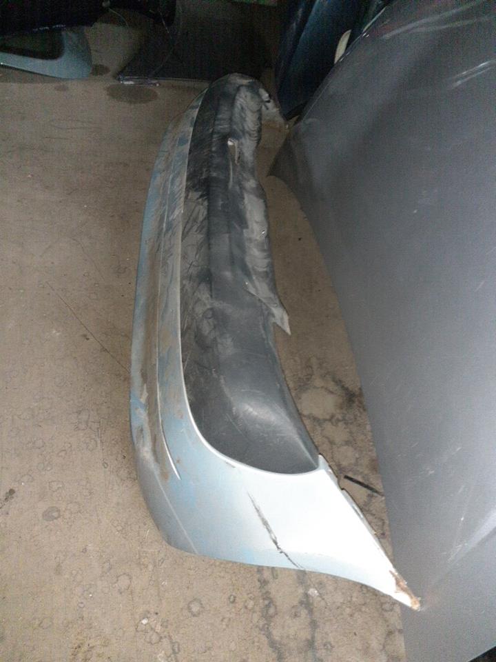 Pare choc arriere RENAULT CLIO 2 PHASE 1 Diesel - 1