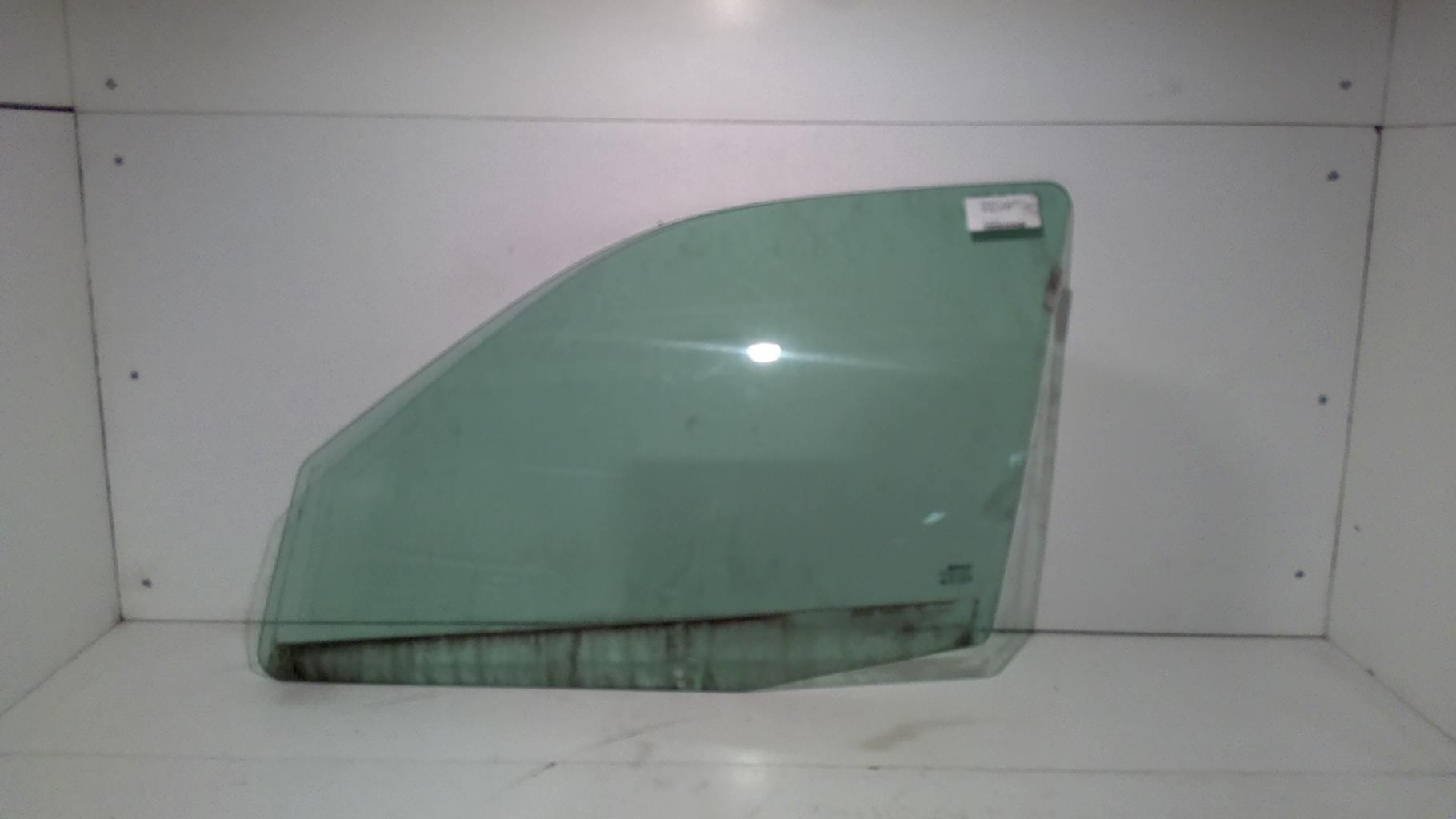 Vitre avant gauche RENAULT CLIO 2 PHASE 1 Diesel - 1
