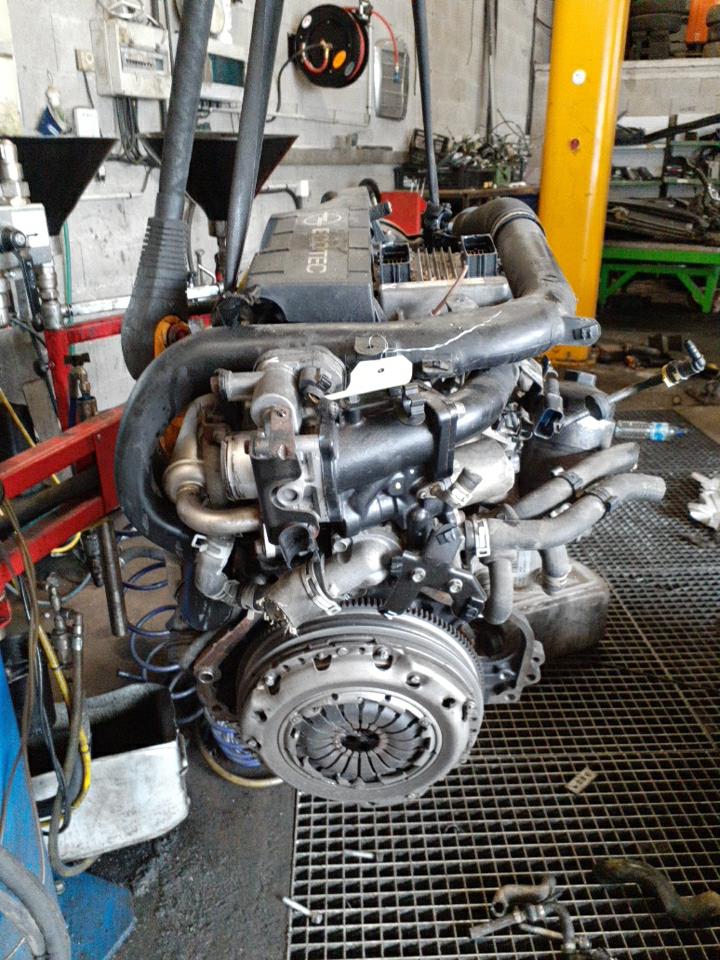 Moteur OPEL MERIVA A PHASE 2 Diesel - 1