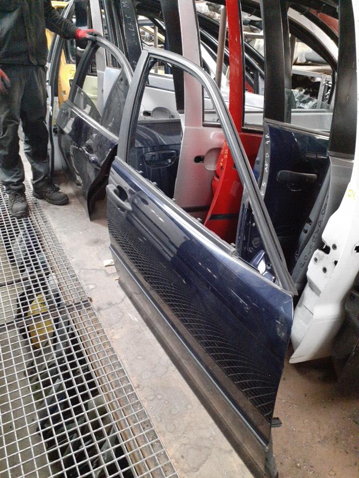 Porte avant droit BMW SERIE 3 E46 PHASE 2 Diesel - 1