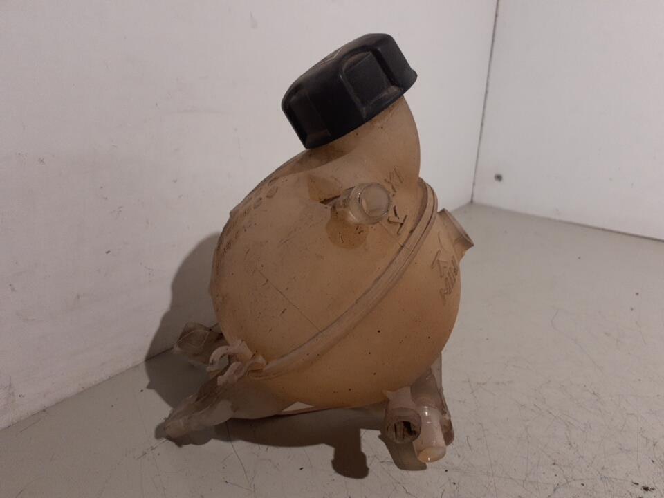 Vase d'expansion CITROEN C3 2 PHASE 1 Diesel - 1