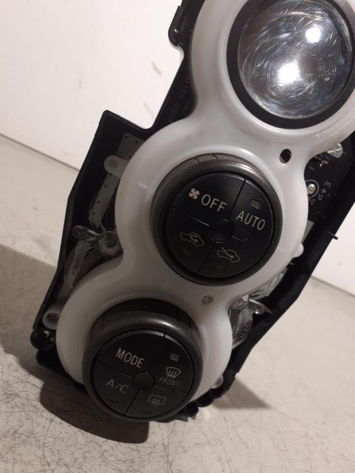 Commande chauffage TOYOTA YARIS 2 PHASE 2 Diesel - 1