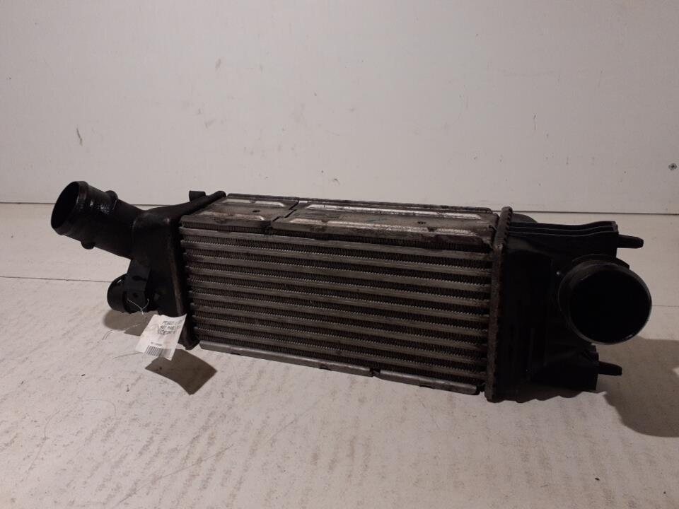 Echangeur air (Intercooler) PEUGEOT 407 PHASE 1 BREAK Diesel - 1