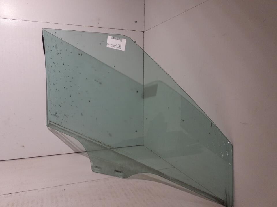 Vitre avant gauche SKODA FABIA 2 PHASE 2  - 1