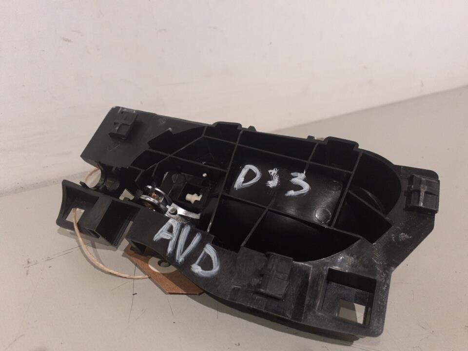 Poignee interieur avant droit CITROEN DS3 PHASE 1 Essence - 1