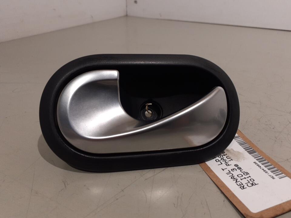 Poignee interieur avant droit RENAULT CLIO 3 PHASE 1 Diesel - 1