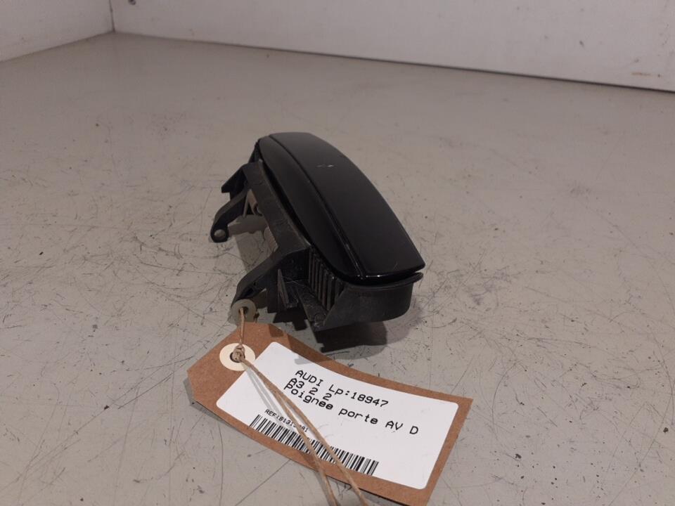 Poignee porte avant droit AUDI A3 2  - 1