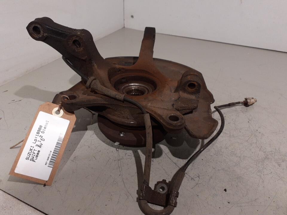 Fusee avant droit SUZUKI SWIFT 3 Diesel - 1