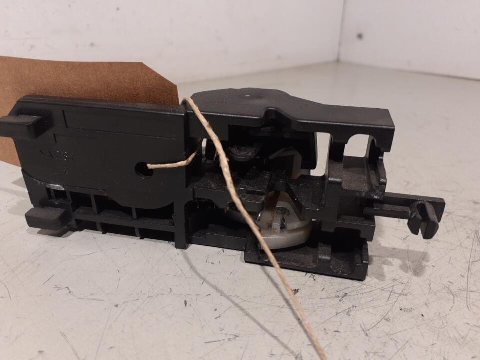Poignee interieur avant gauche OPEL AGILA B Essence - 1