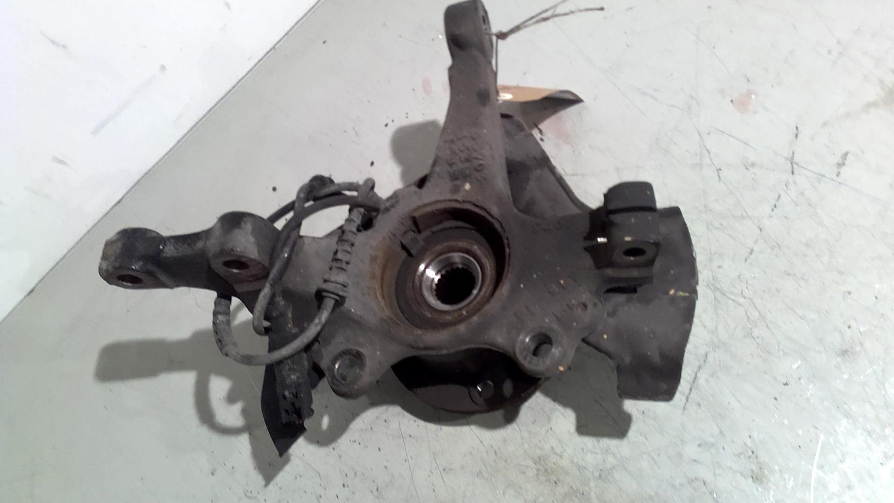 Fusee avant droit OPEL CORSA D PHASE 2 Essence - 1