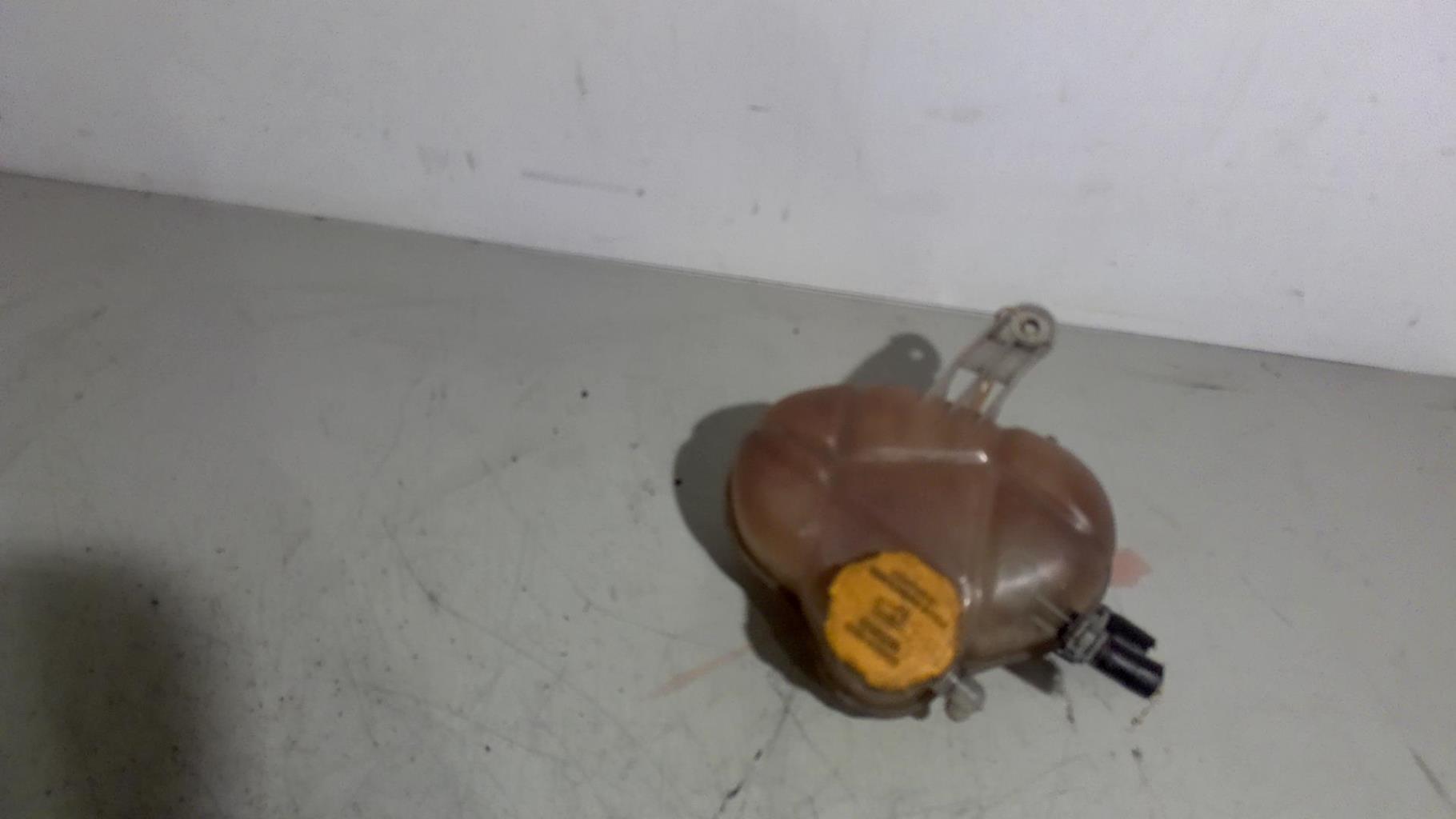 Vase d'expansion OPEL CORSA D PHASE 2 Essence - 1