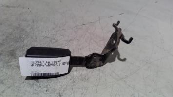 Attache ceinture arriere droit