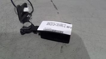 Attache ceinture arriere gauche