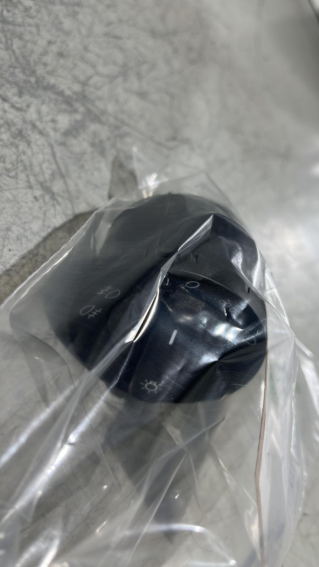 Commande de phare VOLKSWAGEN TOURAN 2 Diesel - 1