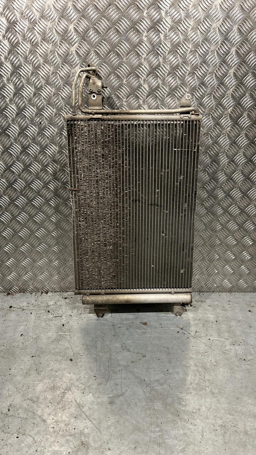 Condenseur de clim VOLKSWAGEN TOURAN 2 Diesel - 1