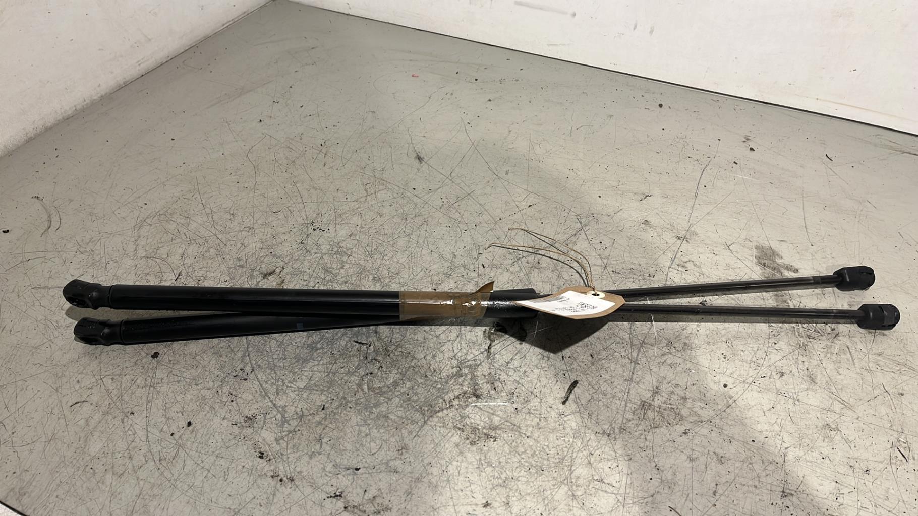 Verin de coffre OPEL CORSA D PHASE 2 Essence - 1