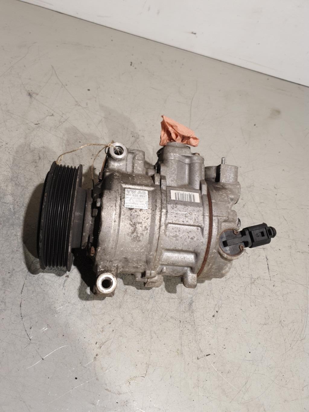 Compresseur clim VOLKSWAGEN GOLF 6 Essence - 1