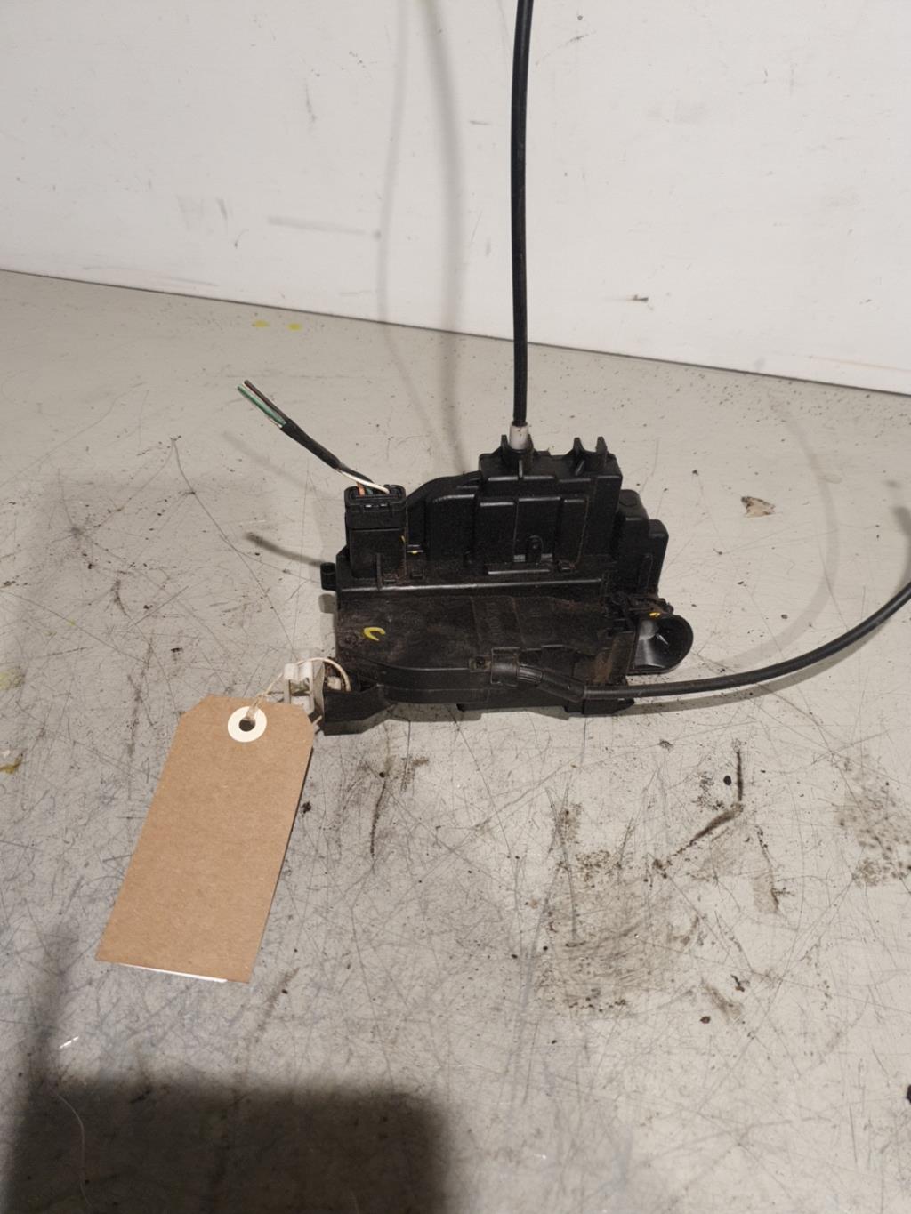 Serrure avant gauche RENAULT CLIO 3 PHASE 2 Essence - 1