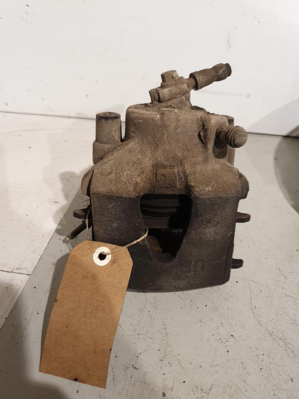 Etrier avant gauche (freinage) AUDI A3 2 PHASE 2 Diesel - 1