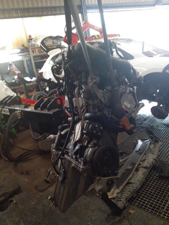Moteur MERCEDES CLASSE A 169 PHASE 1 Diesel - 1