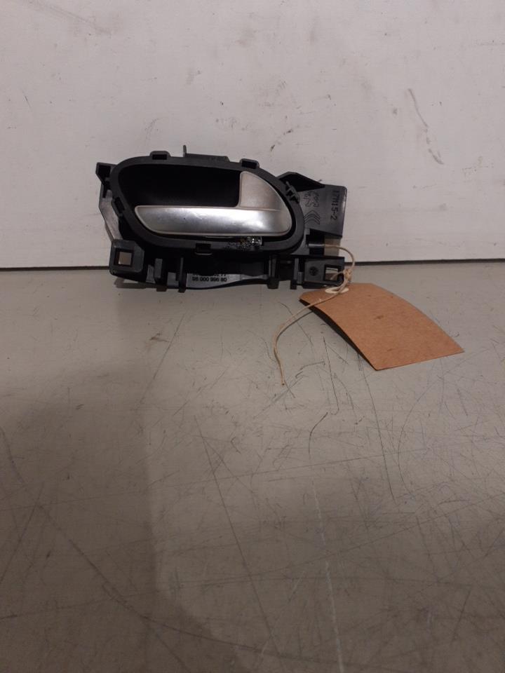 Poignee interieur avant droit CITROEN C4 2 PHASE 2 Essence - 1
