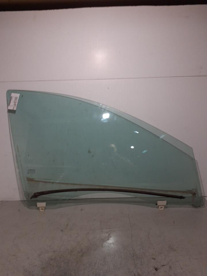 Vitre avant droit RENAULT MEGANE 3 PHASE 1 BREAK Essence - 1