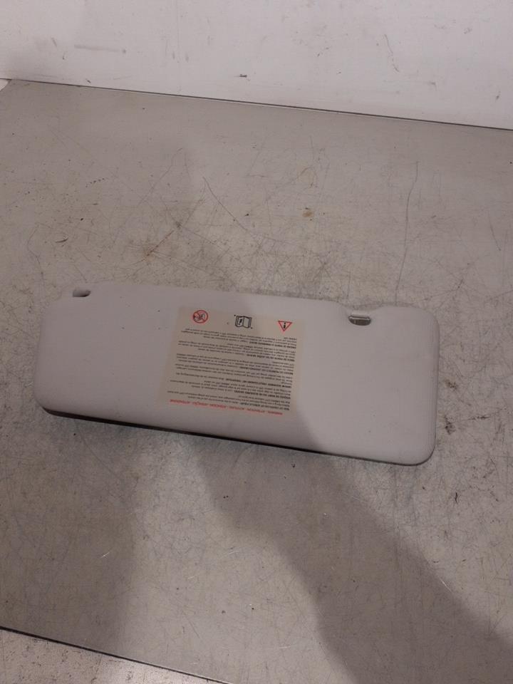 Pare soleil droit RENAULT MEGANE 3 PHASE 1 BREAK Essence - 1