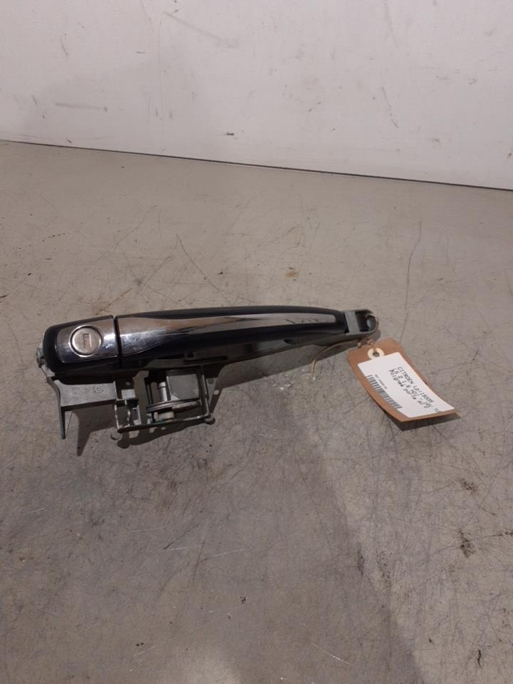 Poignee porte avant gauche CITROEN C5 2 Diesel - 1