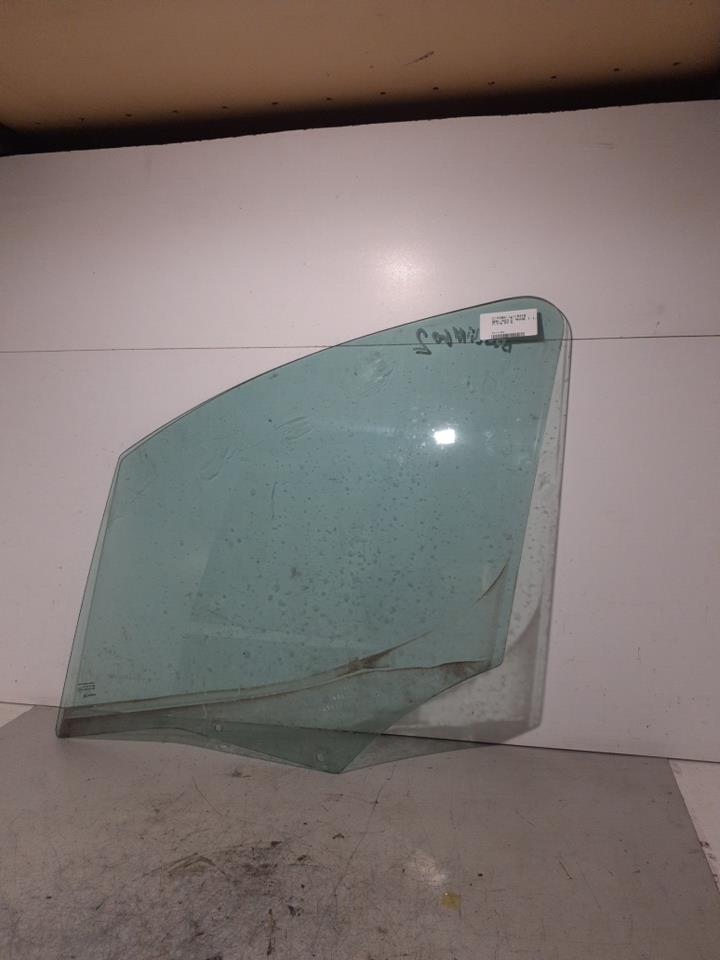 Vitre avant gauche CITROEN BERLINGO 2 PHASE 1 Diesel - 1