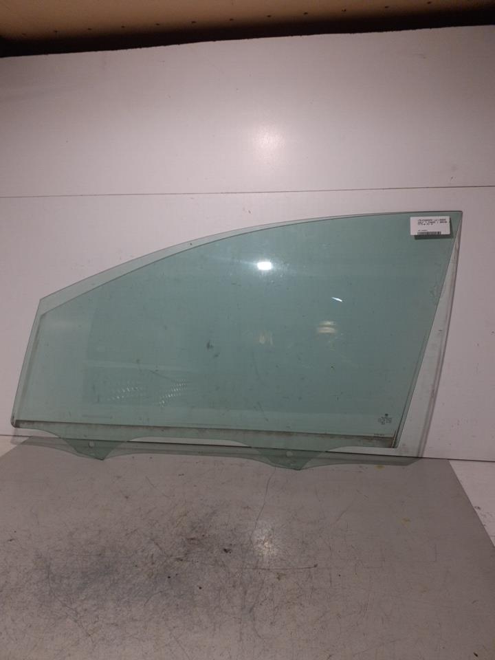 Vitre avant gauche VOLKSWAGEN GOLF 7 PHASE 1 BREAK Essence - 1