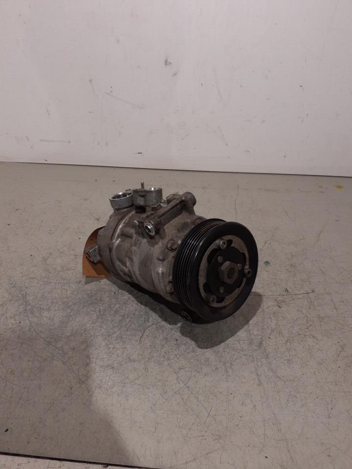 Compresseur clim VOLKSWAGEN GOLF 7 PHASE 1 BREAK Essence - 1