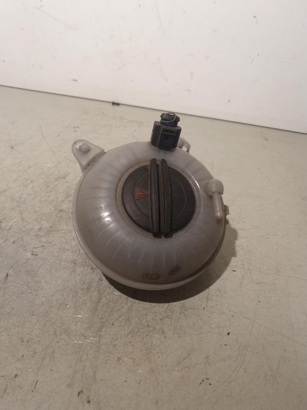 Vase d'expansion VOLKSWAGEN GOLF 7 PHASE 1 BREAK Essence - 1
