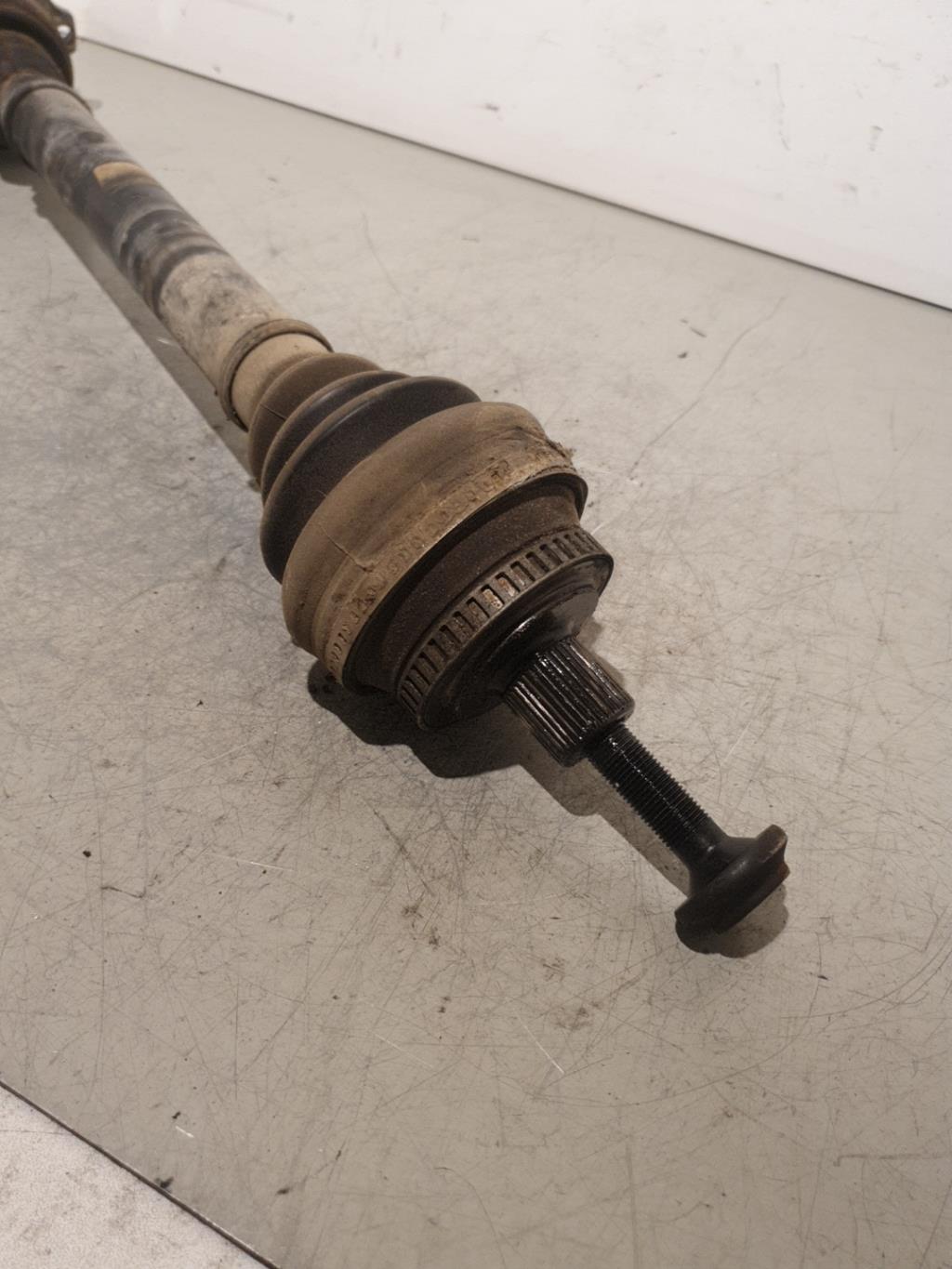 Cardan droit (transmission) AUDI A6 2 AVANT PHASE 1 BREAK Diesel - 1