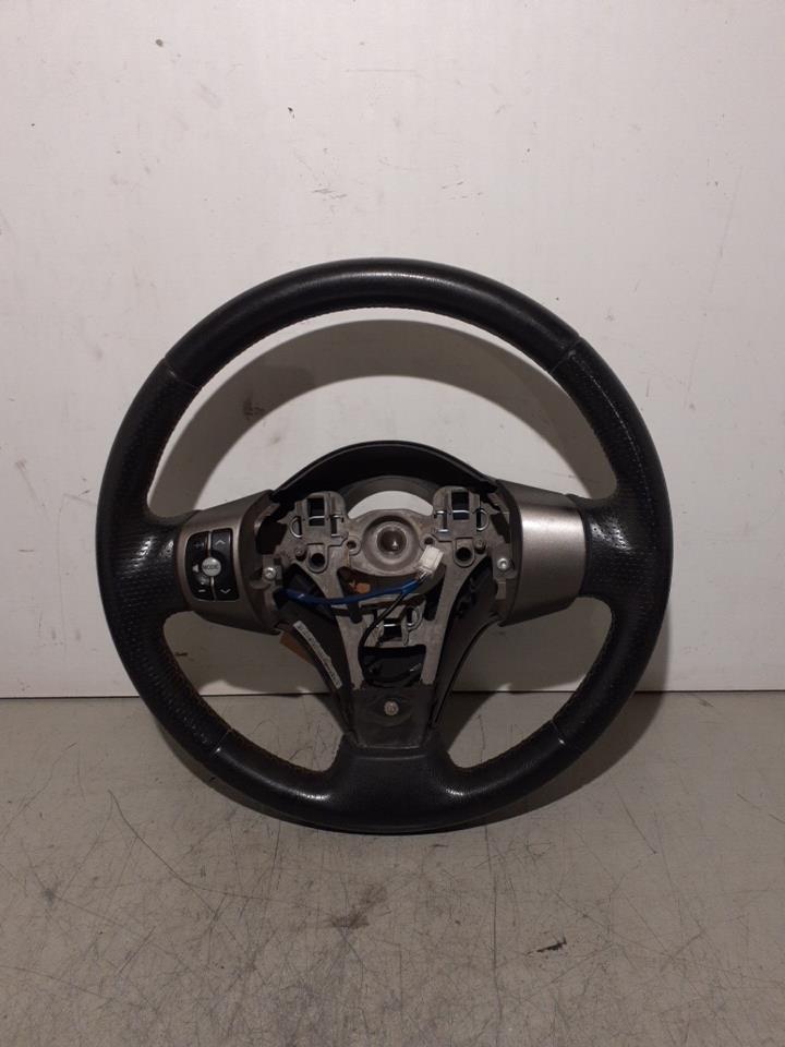 Volant TOYOTA YARIS 2 PHASE 1 Diesel - 1