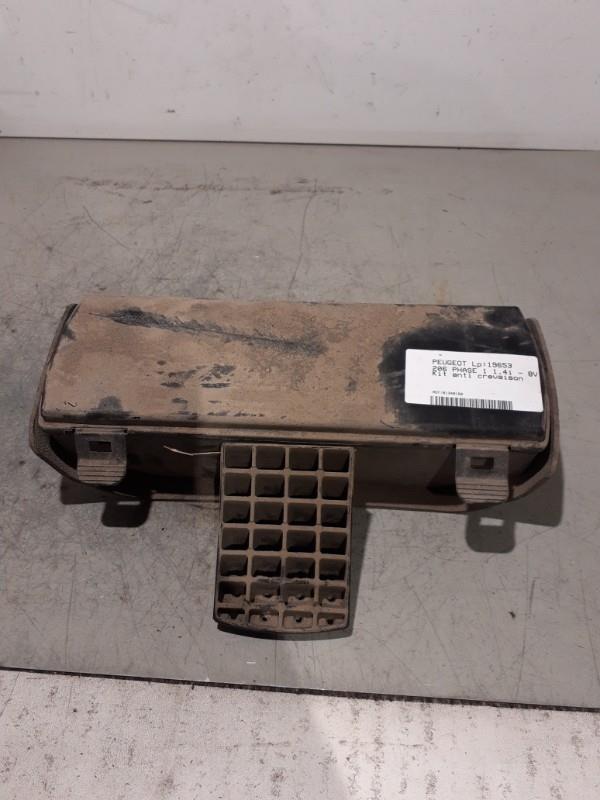 Kit anti crevaison PEUGEOT 206 PHASE 1 Essence - 1