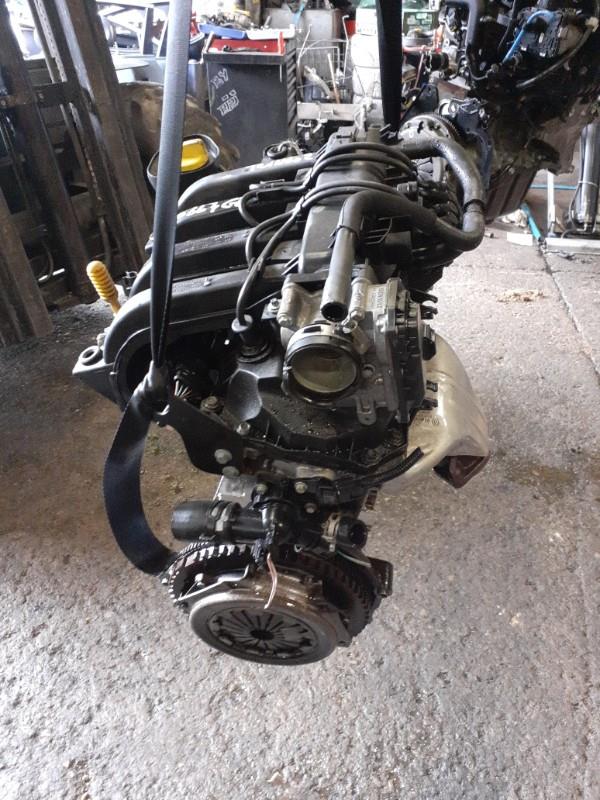 Moteur RENAULT TWINGO 2 PHASE 2 Essence - 1