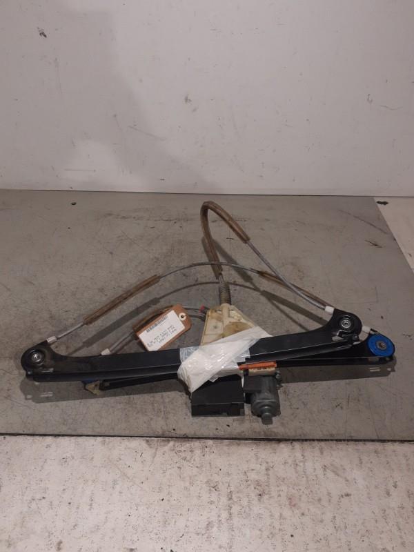 Leve vitre electrique avant droit AUDI A3 2 PHASE 1 Diesel - 1