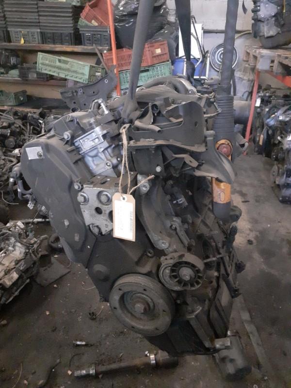 Moteur PEUGEOT 407 PHASE 1 Diesel - 1