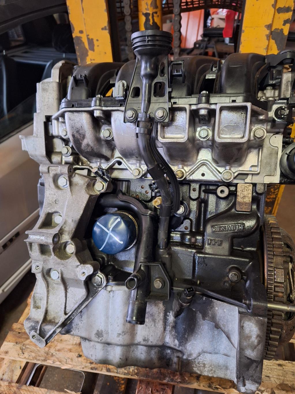 Moteur RENAULT CLIO 3 PHASE 1 Essence - 1